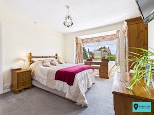 Bedroom- click for photo gallery